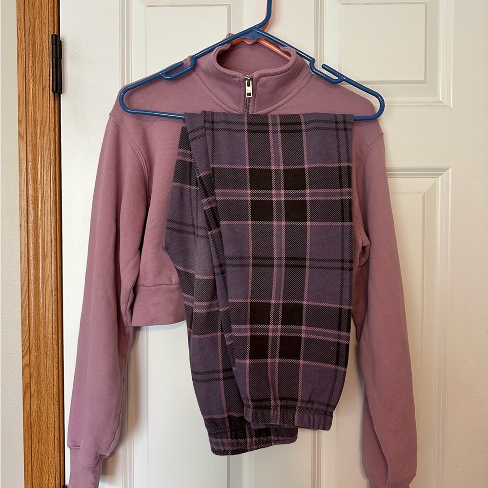 Aritzia sweat set